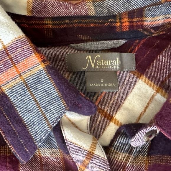 Natural Reflections White and Burgundy Plaid Flannel Button Down Shirt sz Small - Picture 3 of 3